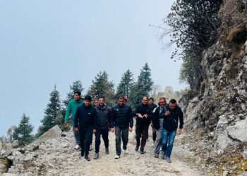 Close to Barhabise Budhepa Road to reach Kalinchok Temple, monitored by MP Sapkota