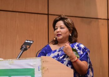 Foreign Affairs Minister Rana enquires about condition of Nepalis in Bangladesh