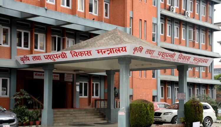 One hundred days of govt: 150,000 more farmers registered