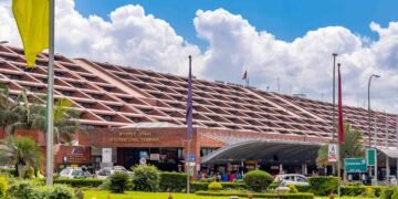 Entire flights suspended from Kathmandu