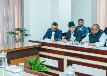 Prime Minister holds meeting with Chief Ministers on intergovernmental coordination